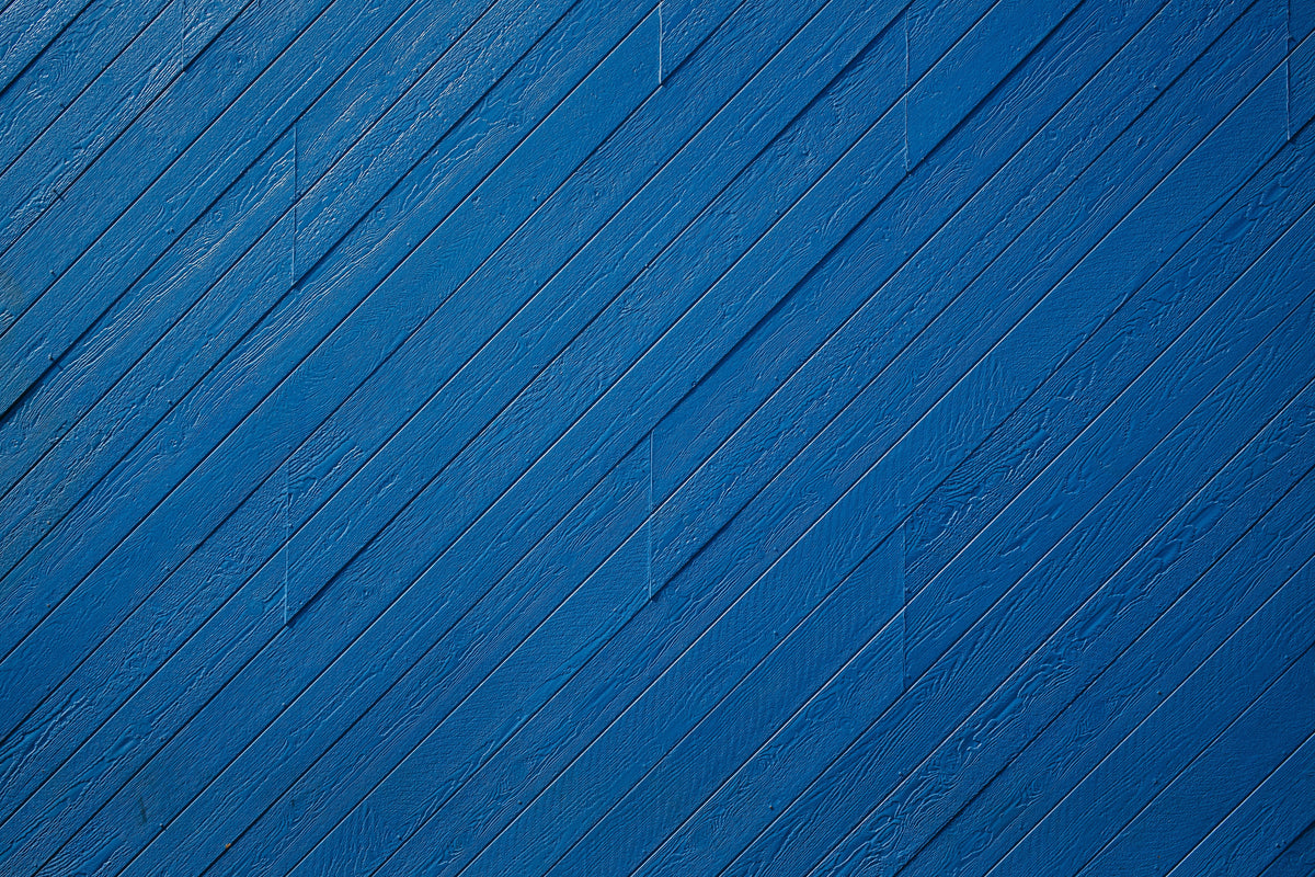 Küstenstreicher Holzlasur - Contemporary lasierend oder deckend. Moderne Grautöne, blau und rot als Komplementärfarben